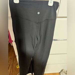 Lululemon’s wide leg and pant